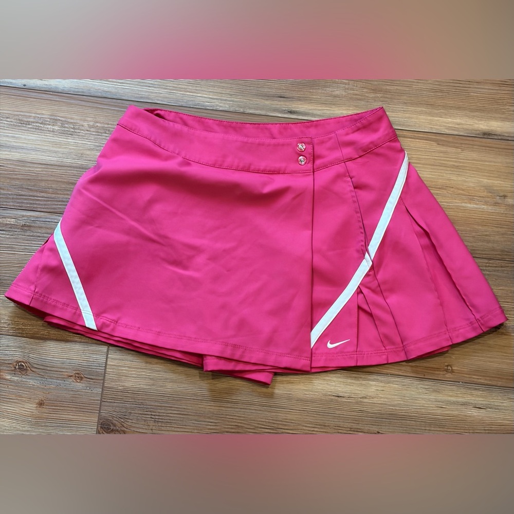 Nike FitDry Women Size 10 Pink golf skort